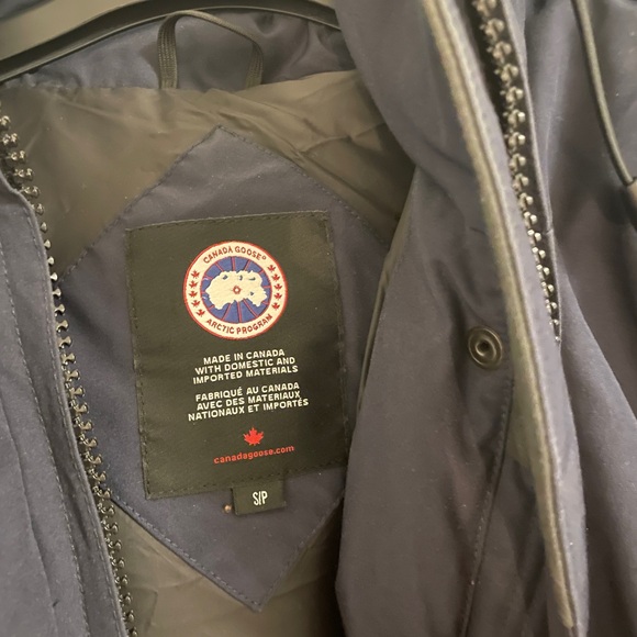 Canada Goose Dark Blue Hooded Coat - Picture 4 of 4